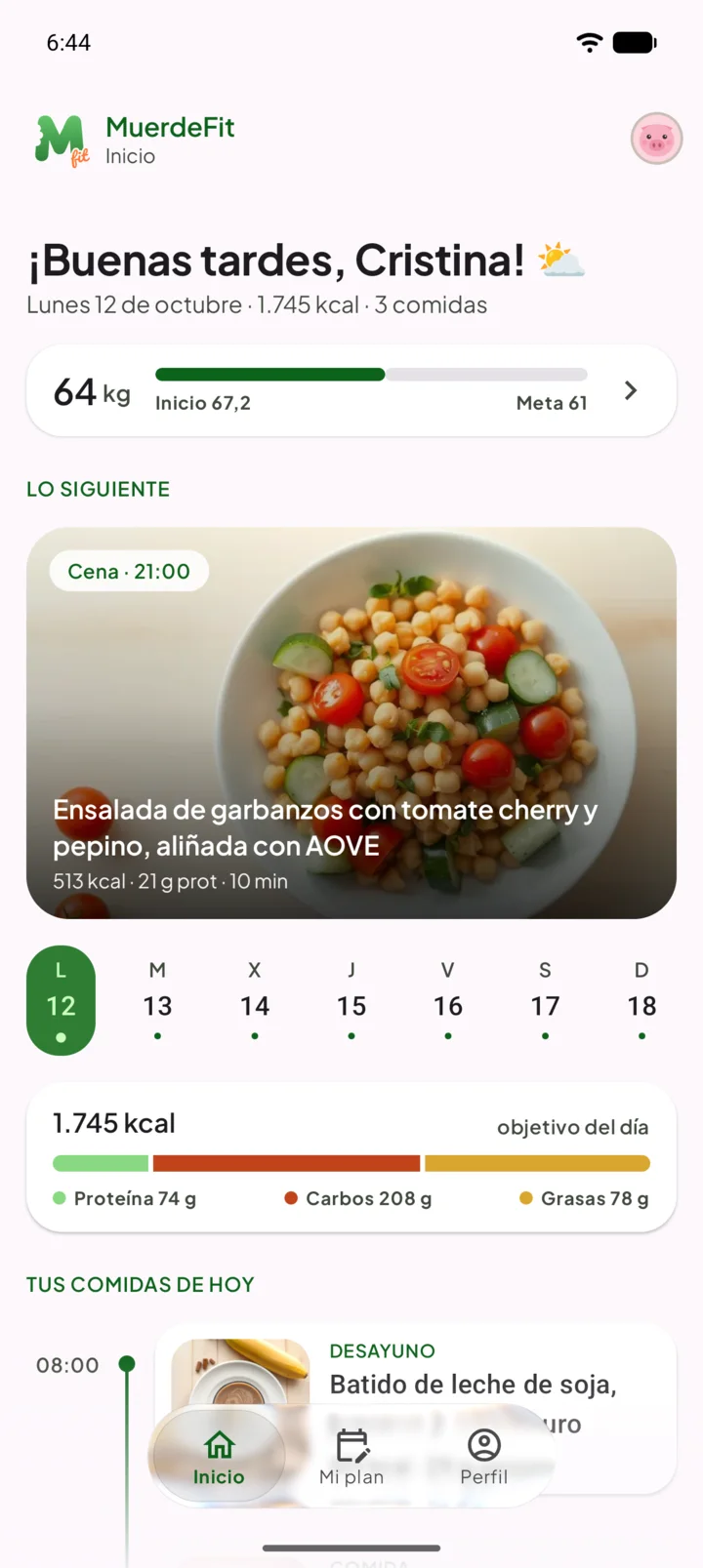Pantalla de inicio: saludo, peso, siguiente comida y resumen del día